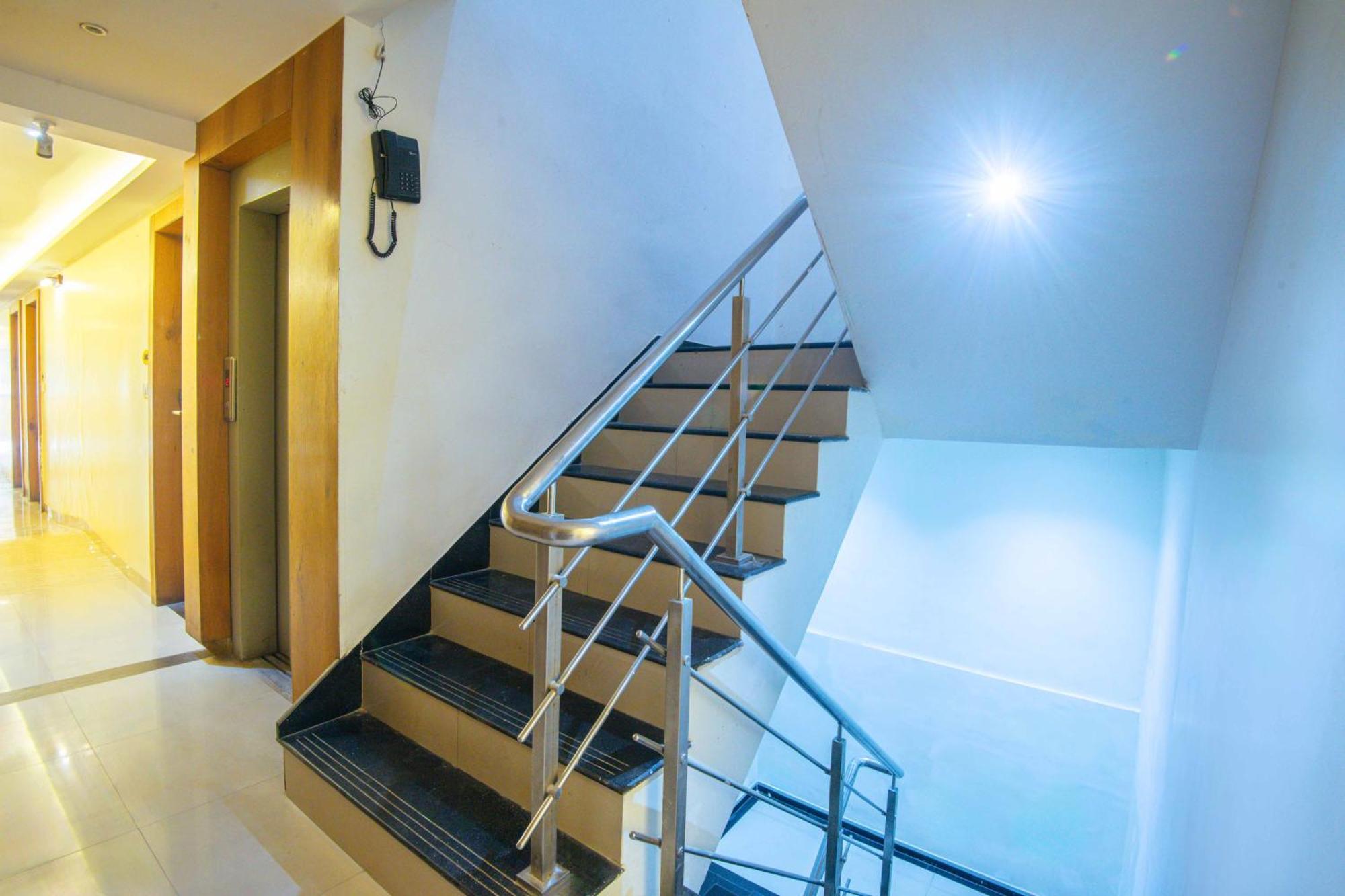Treebo Anam International Hotel Mumbai Ngoại thất bức ảnh
